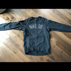 Nike SB sweater